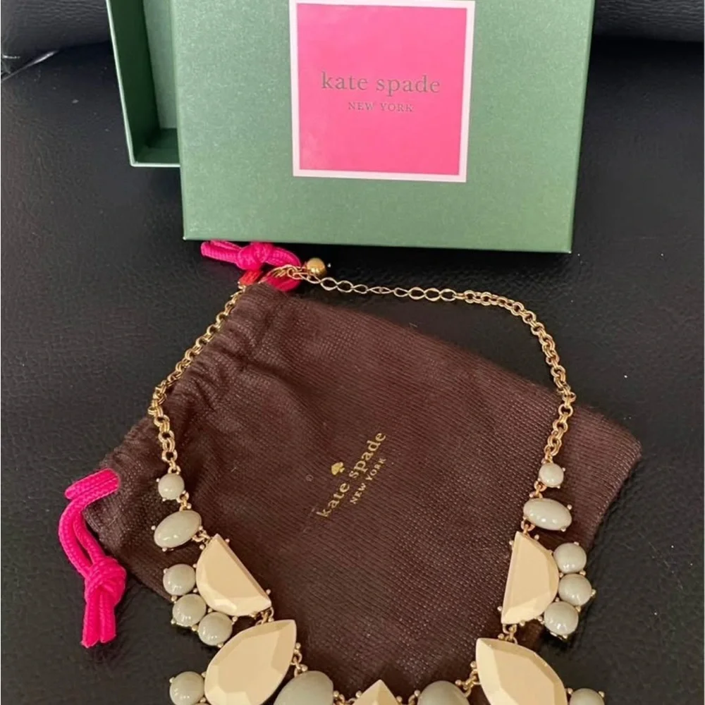 kate spade beautiful versatile